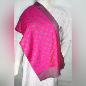 Authentic Louis Vuitton Scarf Shawl Stole 60% Wool 30% Acrylic Multicolor Used